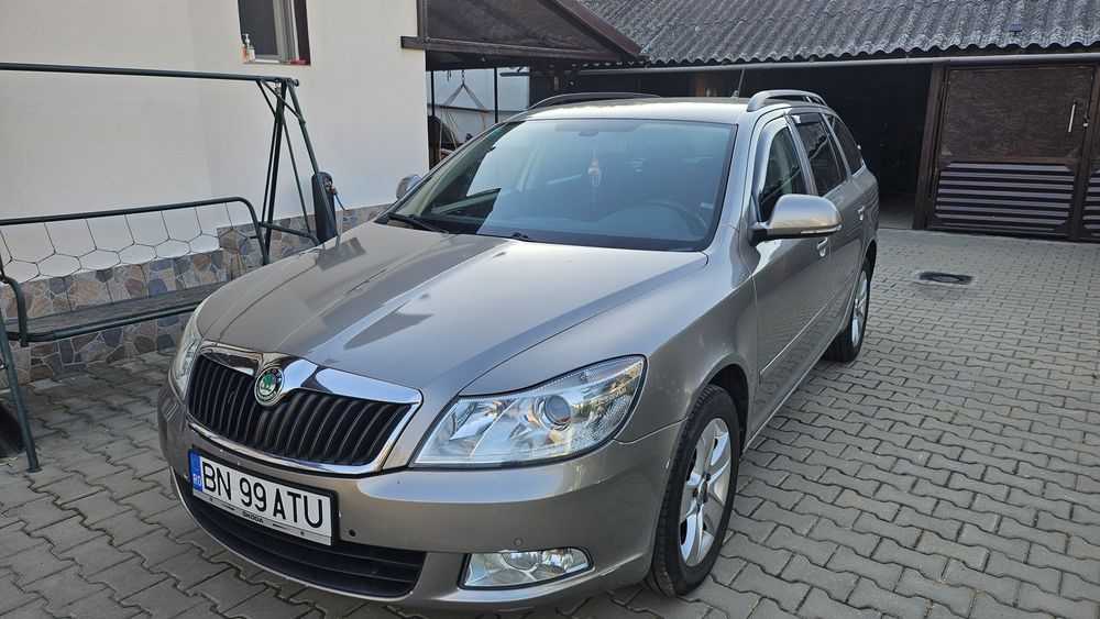 SKODA Octavia 2013 — imagine 1