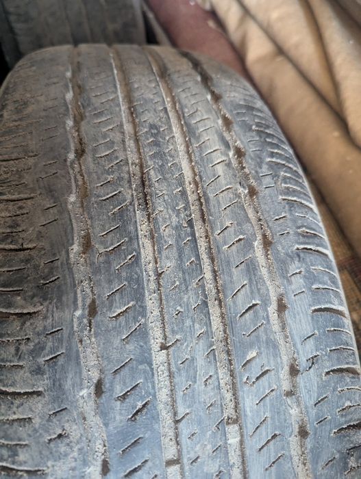 Продам бу шины 225/70/16