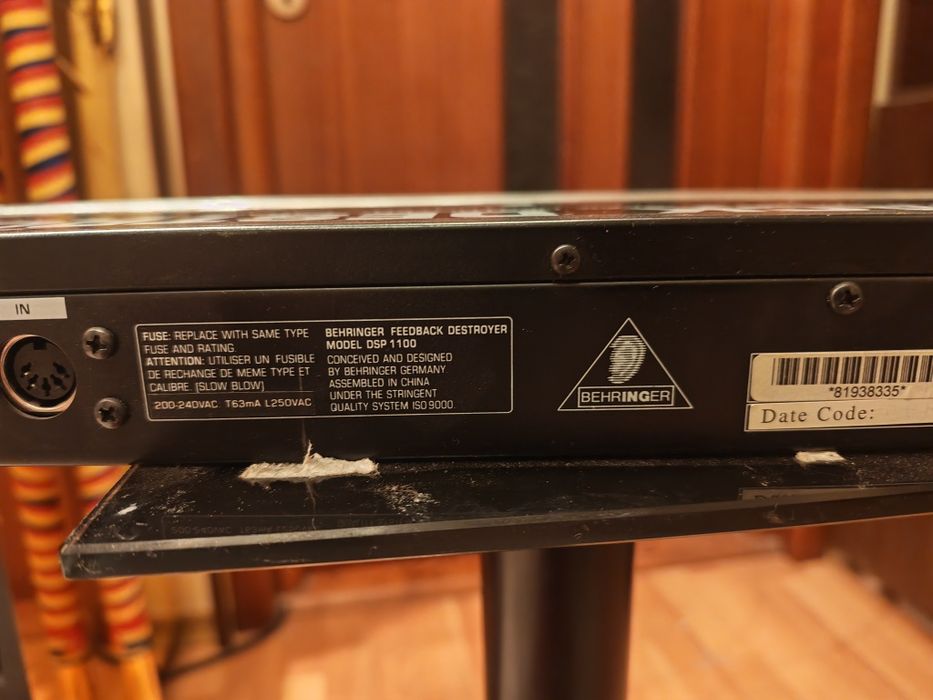Behringer Feedback Destroyer Model DSP 1100,