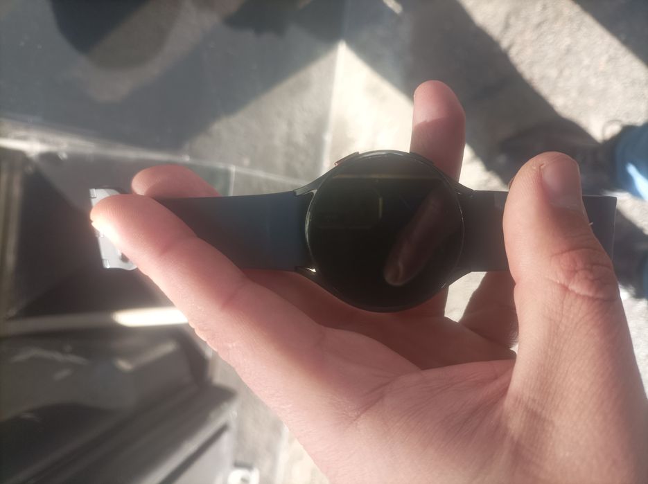 Продаю Galaxy Watch5 44 мм