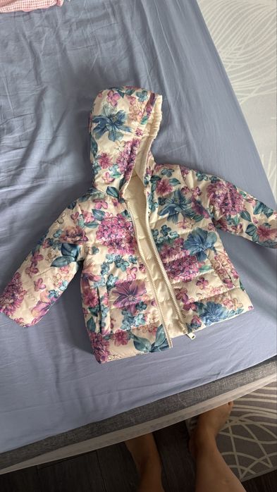 Курточка весна - осень на девочку