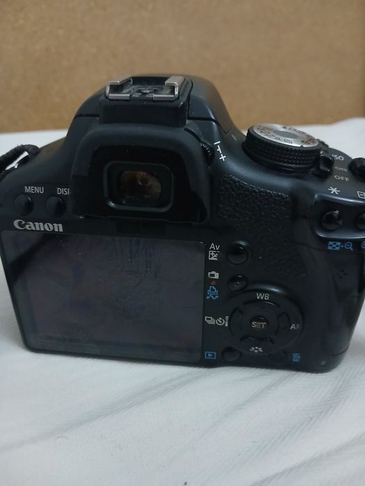 Canon 500D  rebel t1i 18 55 is