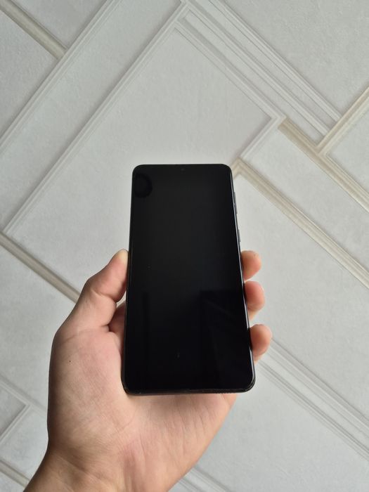Samsung S21+ 8/128gb