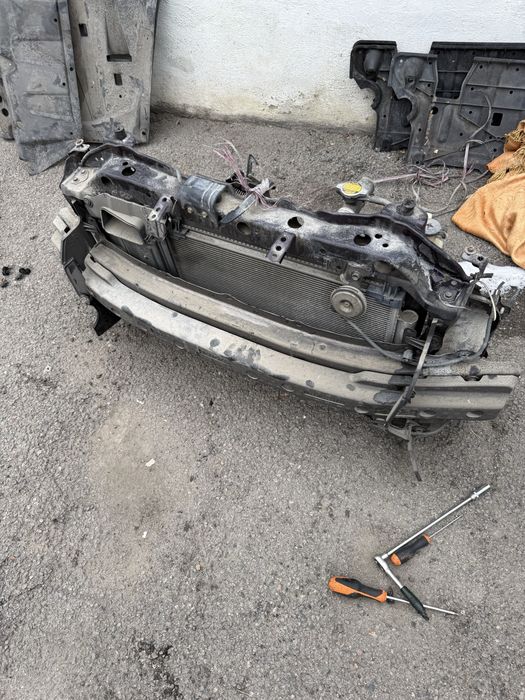Фонарь задний на toyota yaris PX130