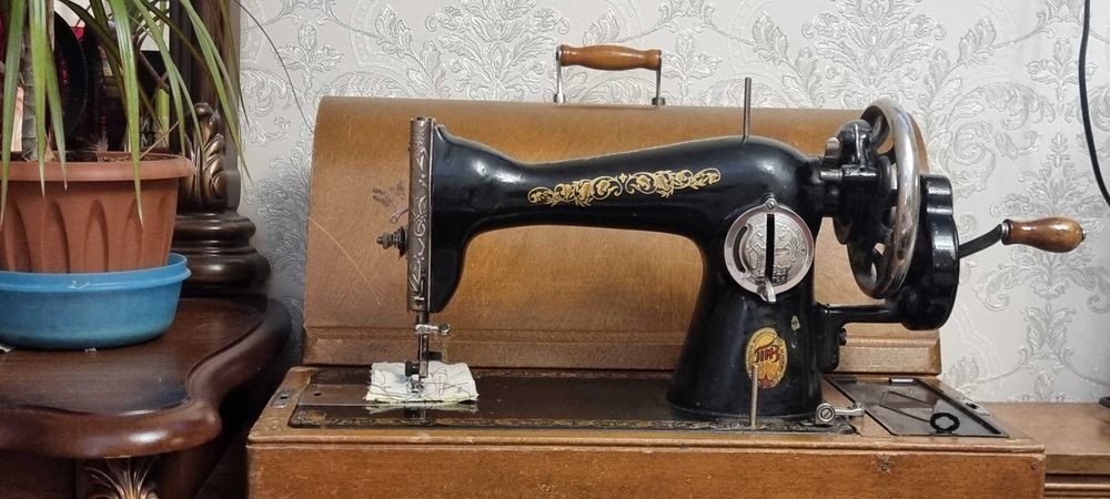 машинка швейная ручная СССР