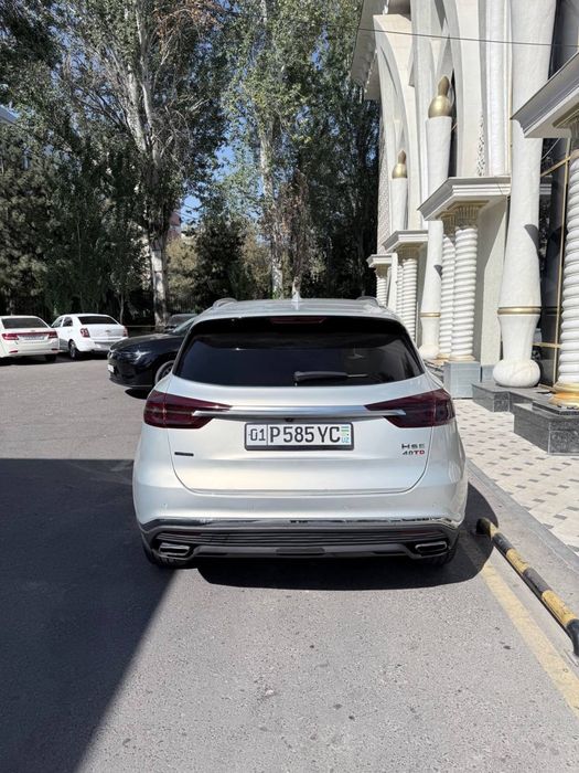 Hongqi HS5 2022 yil 44.000 km yurgan eng fulli
