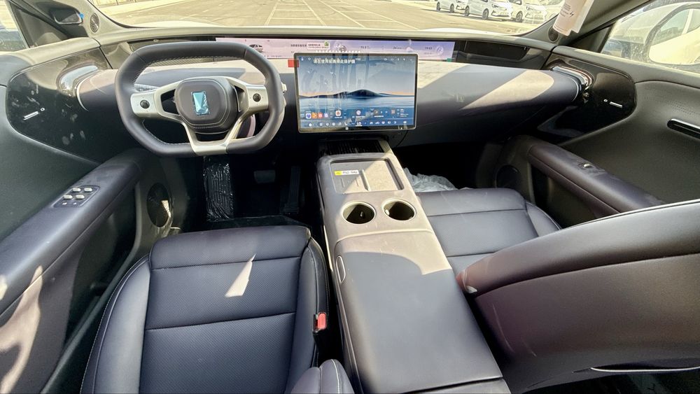 Avatr 07 EV (2026) | 650 km |  343 ot kuchi  82.16 kVt/soat 6,3soniya
