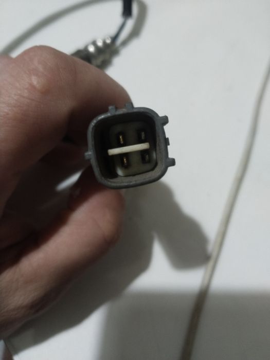 Продам датчик кислорода