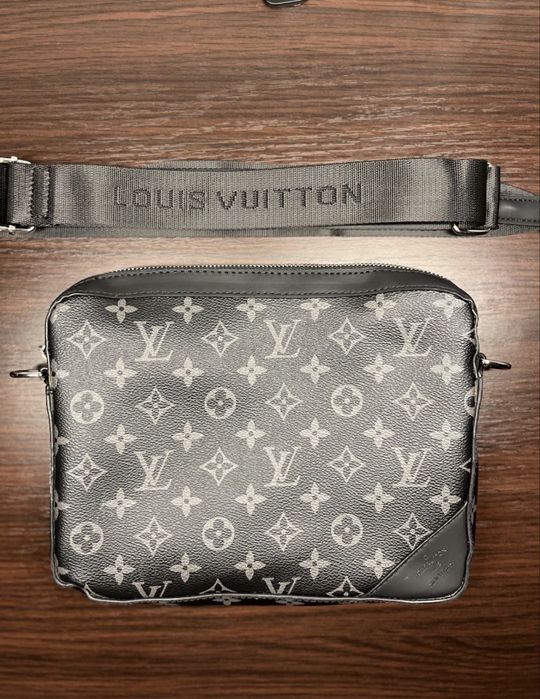 Borseta Louis Vuitton