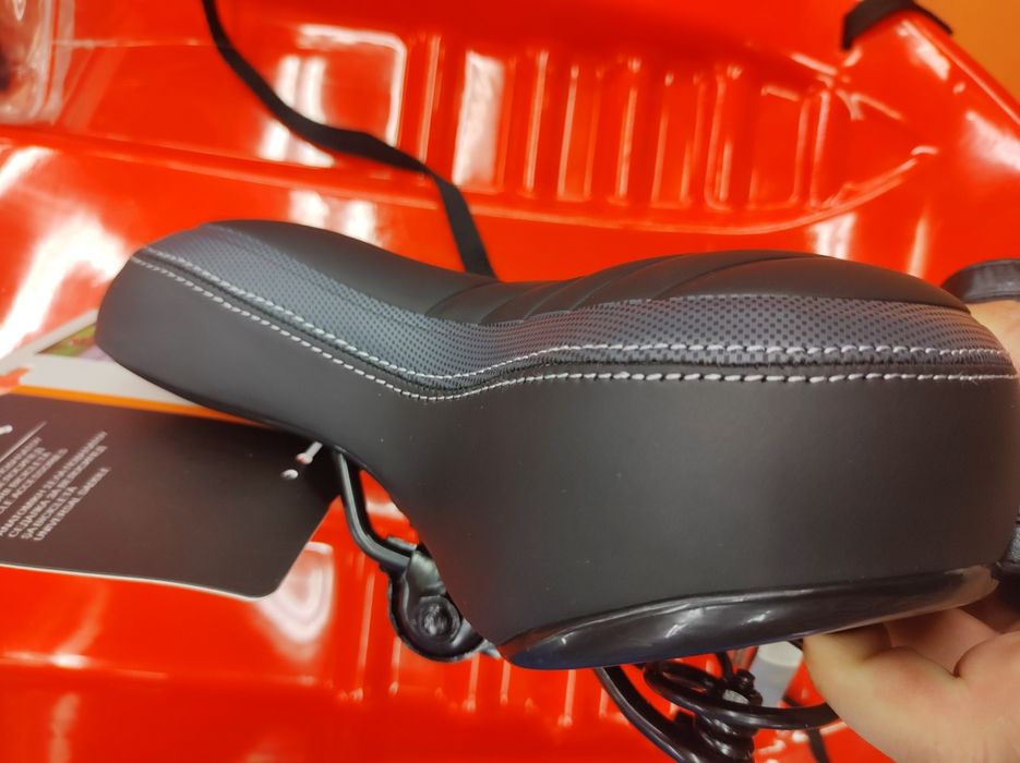 Продавам седалка за колело