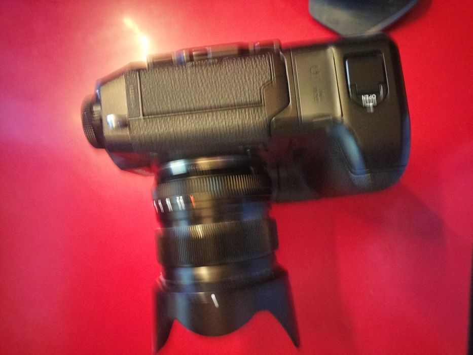 Kit Fujifilm XH1 + Fujifilm 14mm F2.8 si grip