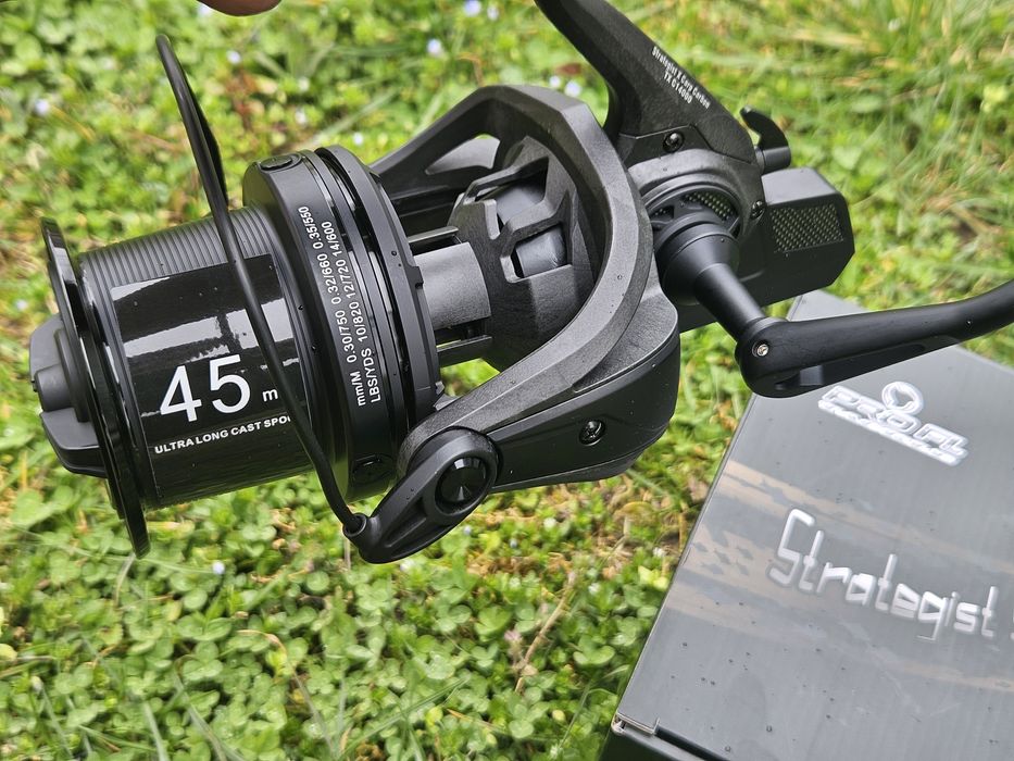 Mulineta Spod Strategist 14000 model 2026