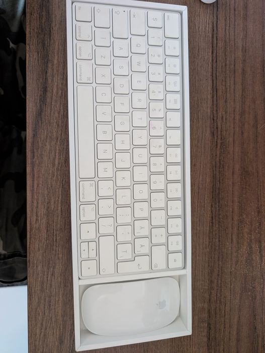 Vand iMac 27 Retina 5K 24GB DDR4 + mouse & tastatura Apple