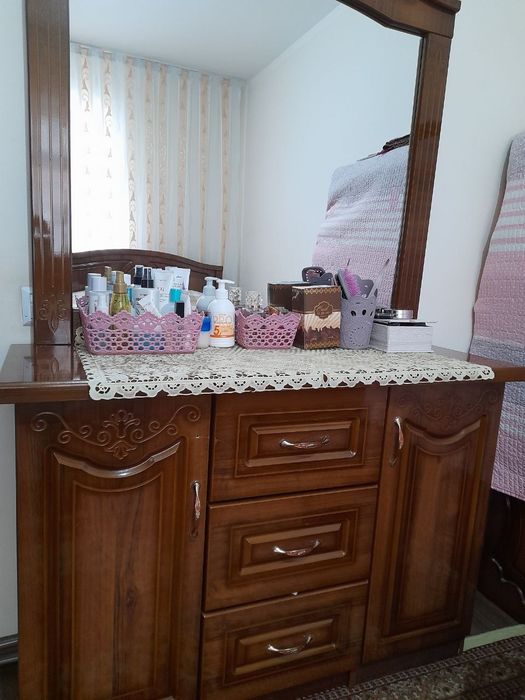 Спальный гарнитур сотилади