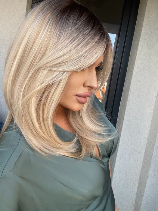 Peruca semi natural blond ombre + spray peruci