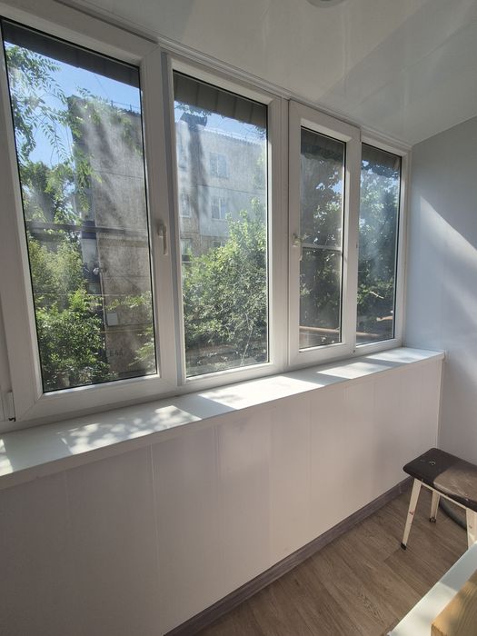 Продам 1 ком школьник