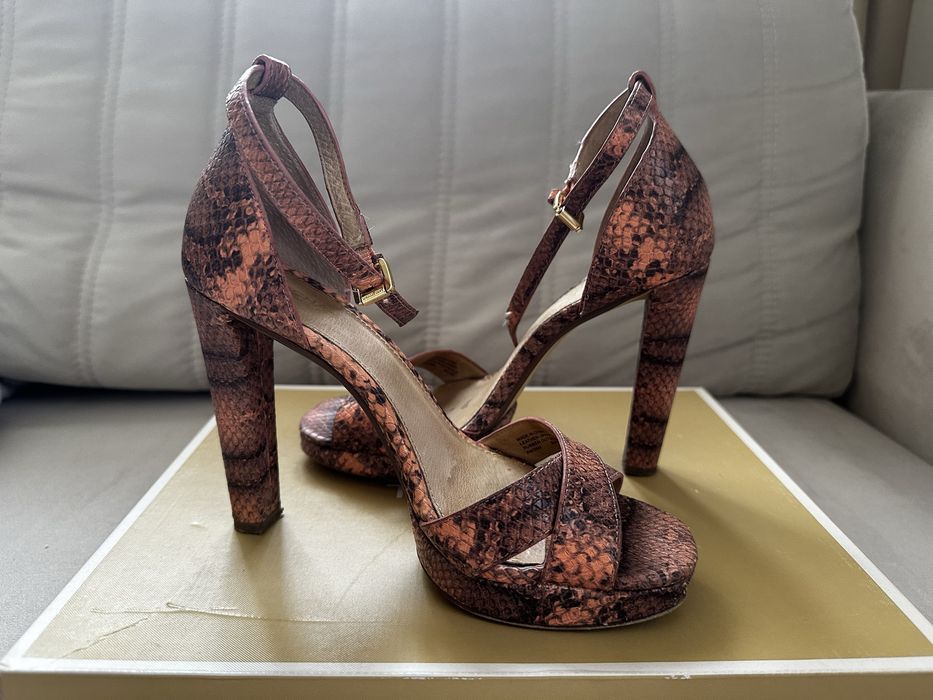 Босоножки Michael Kors 36 размер