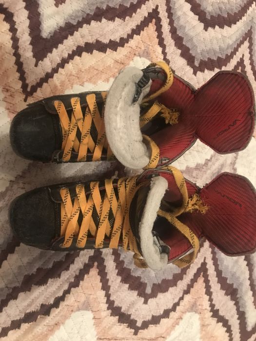 Продам хоккейные коньки Bauer x800