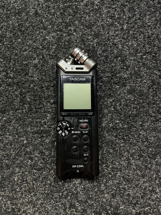 Recorder portabil TASCAM DR-22WL cu Wi-Fi