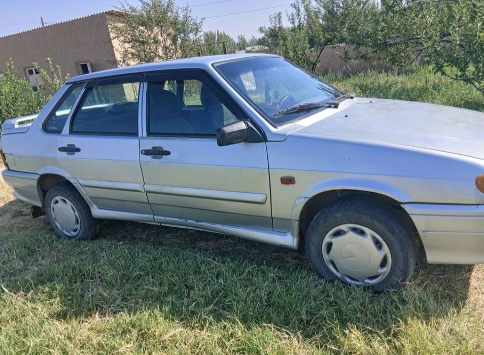Lada samara sotiladi