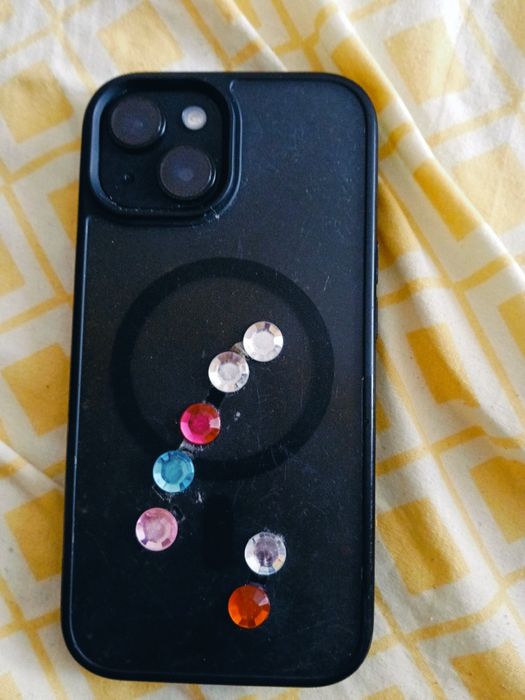 iPhone 15 simplu