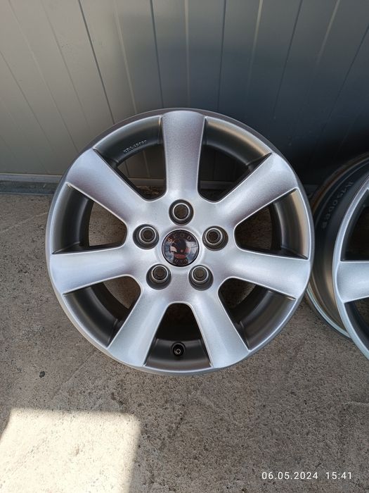 15/5/112-ШКОДА ОКТАВИЯ,ЙЕТИ,ФОЛКСВАГЕН Голф 5,6,7-нов внос-перфектни