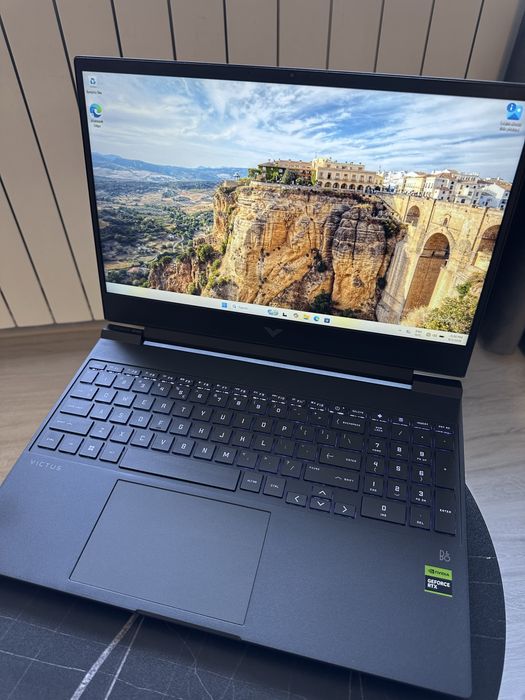 Laptop Gaming HP Victus 15 | Intel i7-13620H | 16GB RAM  DDR5 | RTX 5060 | SSD 512GB | NOU 2 Cicluri de Incarcare !