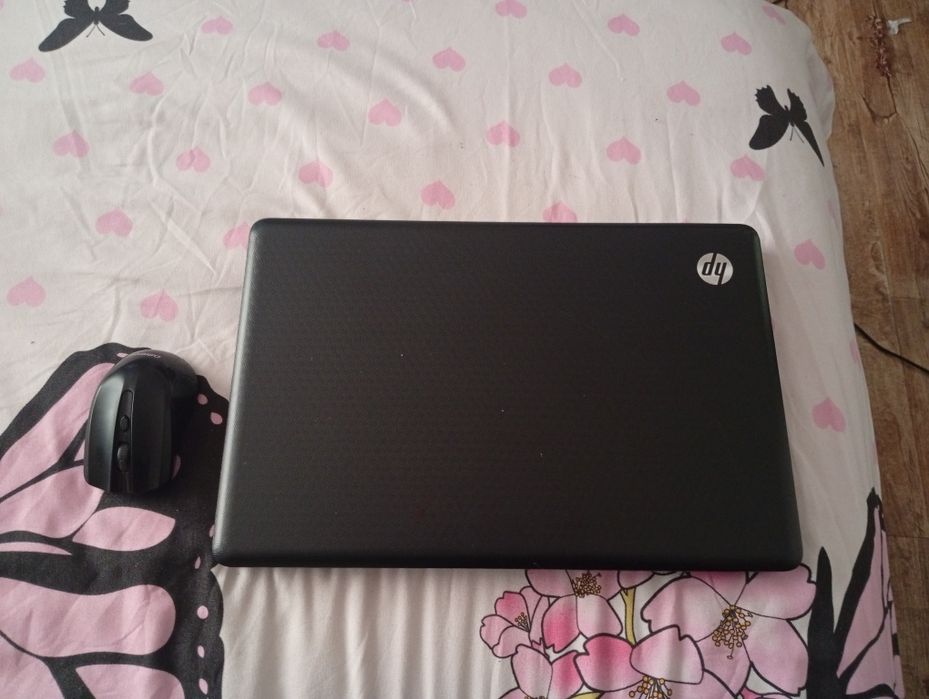 Leptop HP cu maus omega
