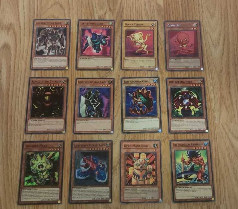 Продавам оригинални old school Yu Gi Oh карти