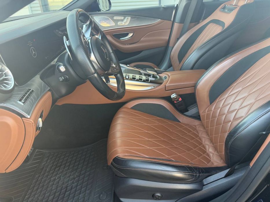 Mercedes benz GT 43