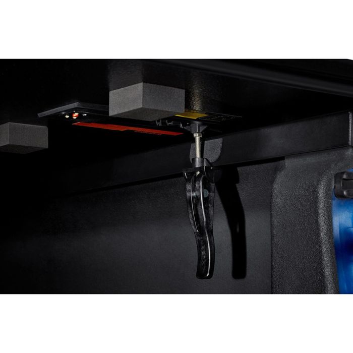 Îchidere bena Mitsubishi L200, cabină dublă