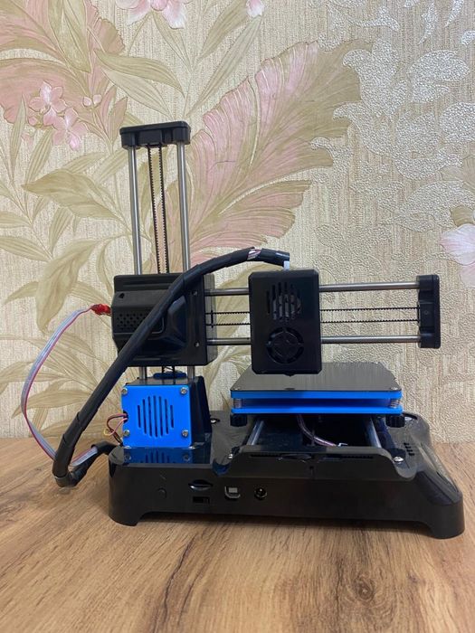 Продам 3D принтер EasyThreed