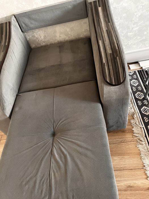 Срочно продам 2 кресло