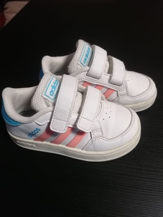 Маратонки Адидас 23 номер