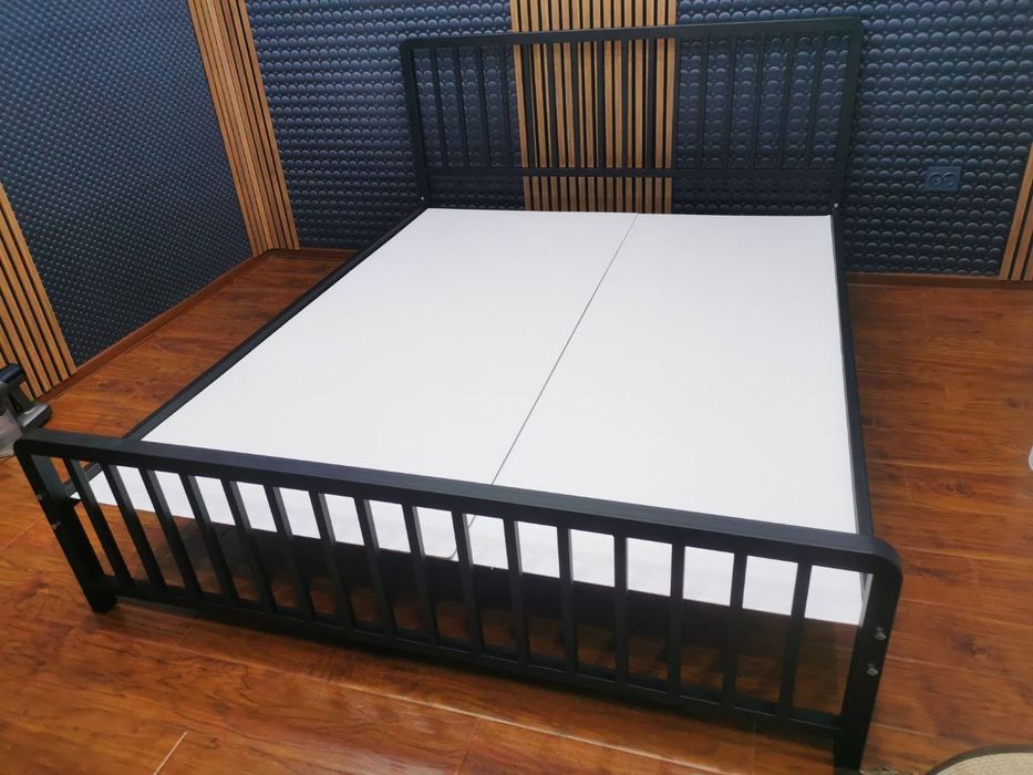 Двухспальная Односпальные полуторка металлические кровать