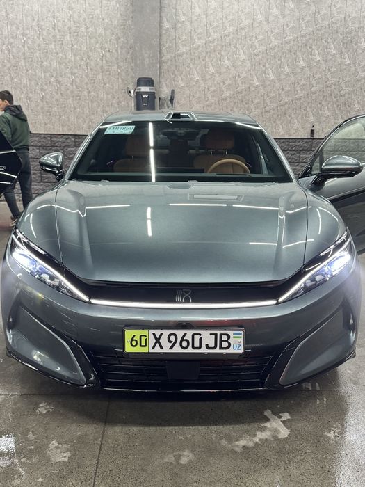 Byd han L girbrid Awd full