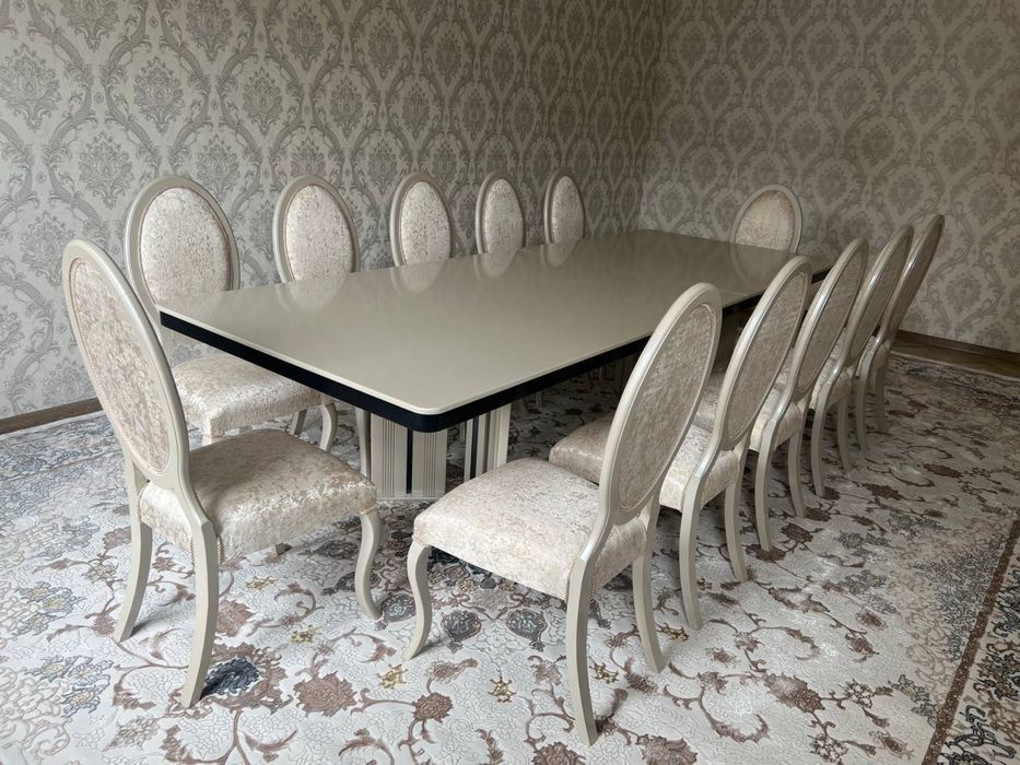 Стол стул 12 персон.