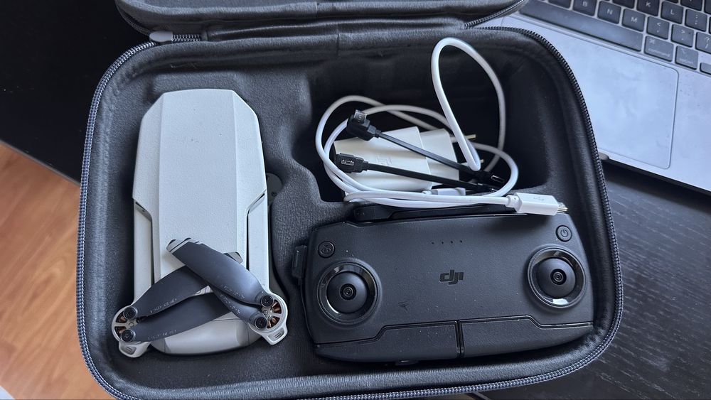 Vand/Schimb Drona DJI mini 1 - impecabila!