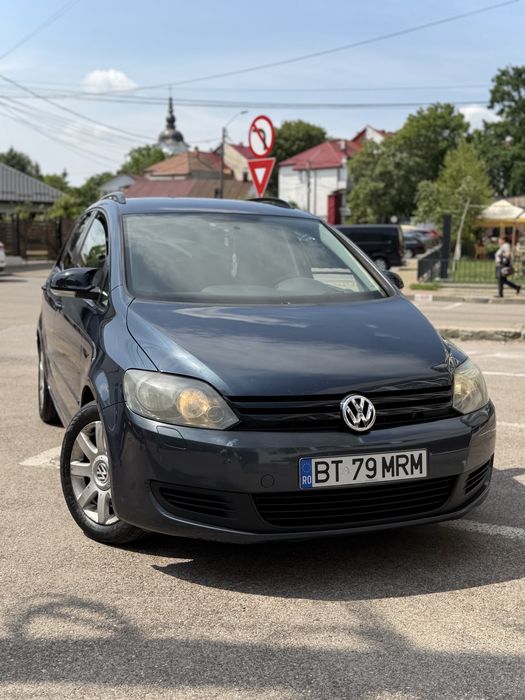 Vând Volkswagen Golf 6 Plus