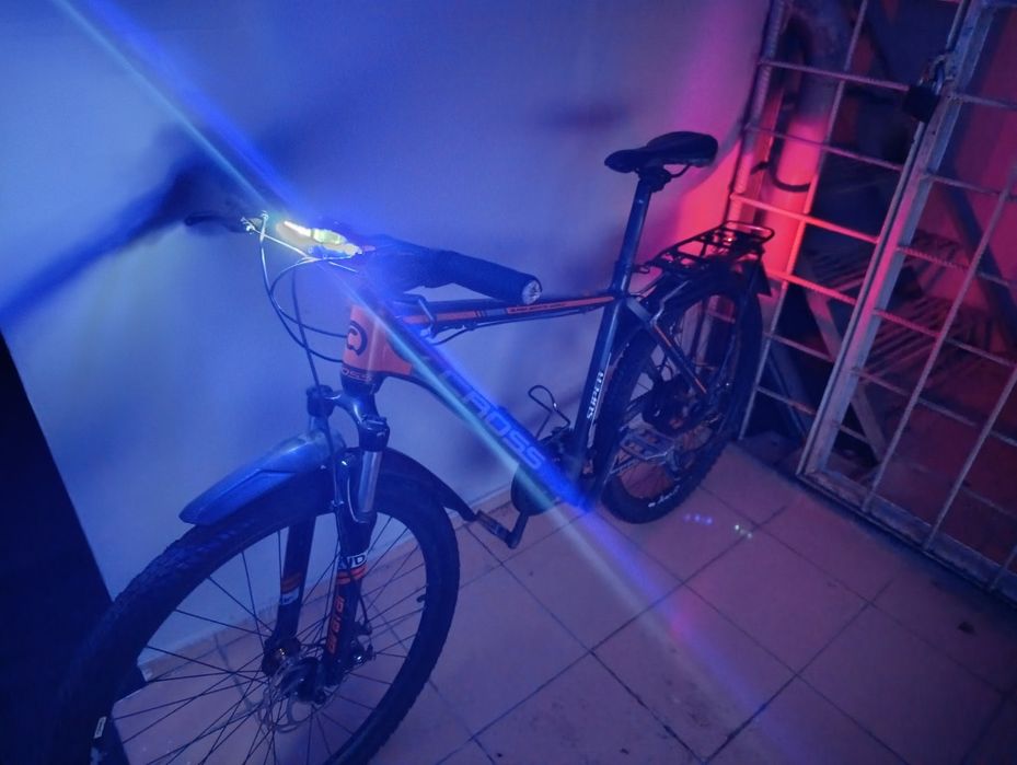 Продам велосипед Cross