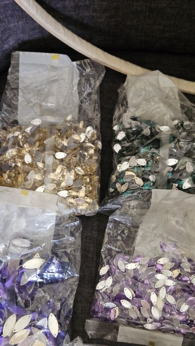 ППродаю капельки бусинки за 8000т