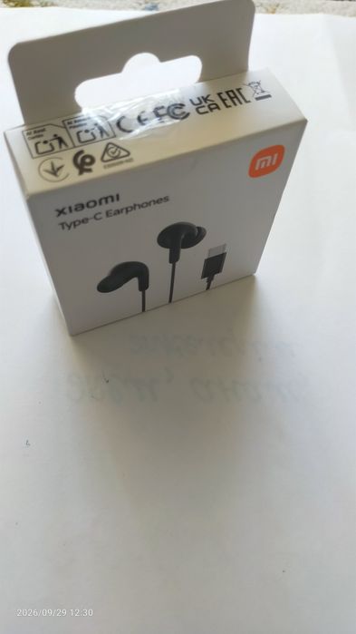 Продам наушник проводной