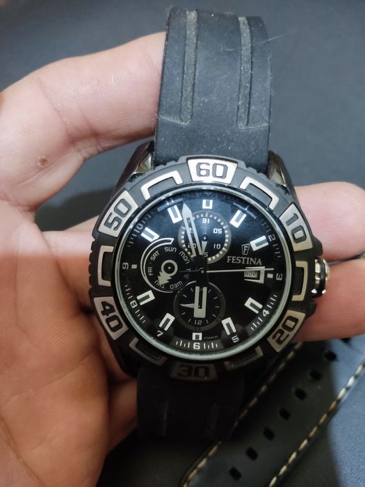 ceas barbatesc festina model f16584 impecabil