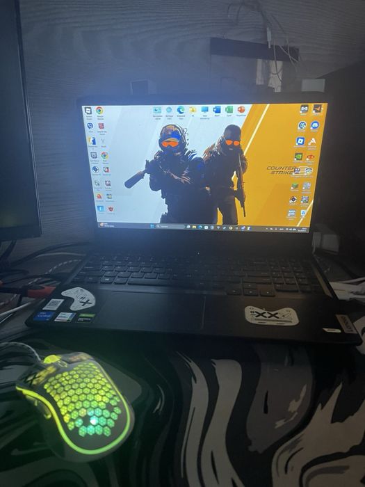 Lenovo IdeaPad Gaming 3-15IHU6 - Type 82K1