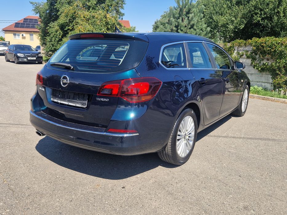 Opel Astra J 1,6  benzina Sidi Turbo Exclusiv