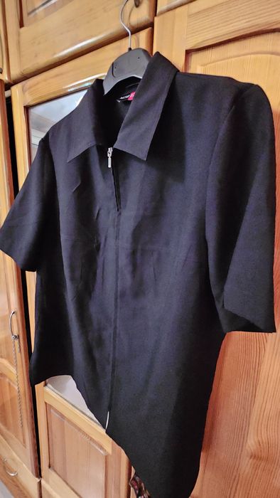 Продавам ризи по 1 евро