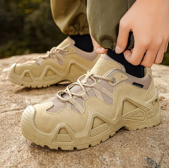 Военные кроссовки