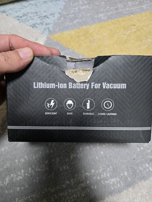 Vând baterie Dyson V10 5000 mAh