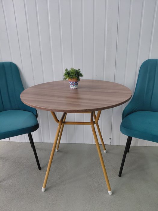 Стол для кофейний