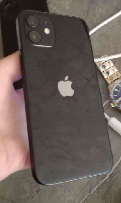 Продам IPhone 12 128Гб